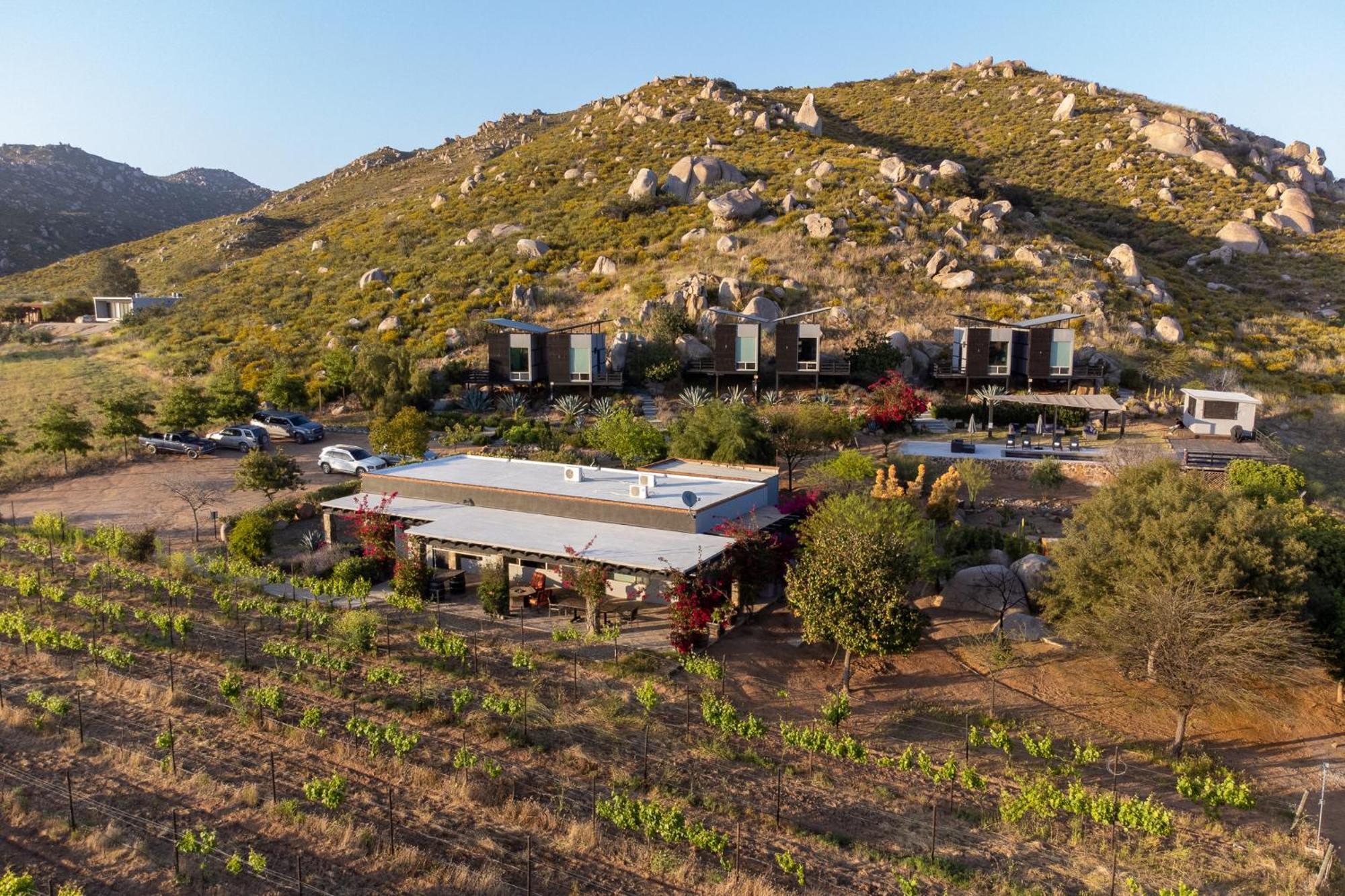 Atika Retreat Hotel Valle de Guadalupe Exterior photo